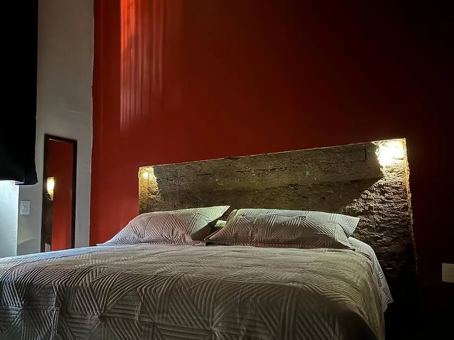 Alojamiento Suite Con Aire Acondicionado Y Estacionamiento Ubicado A 1 Cuadra Del Parian En Centro Tlaquepaque Privada E Independiente Guadalajara Mexiko